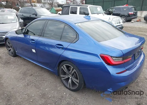 2021 BMW 330I xDrive z USA, uszkodzony, nr VIN 3MW5R7J02M8B73188